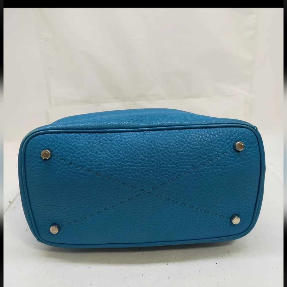 FENDI Selleria Anna Bucket Leather Bag - Picture 6 of 7